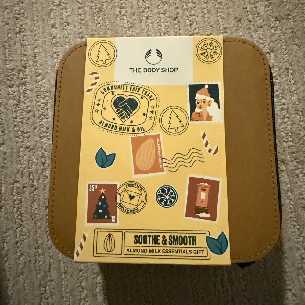 The Body Shop Almond Milk Gift Set